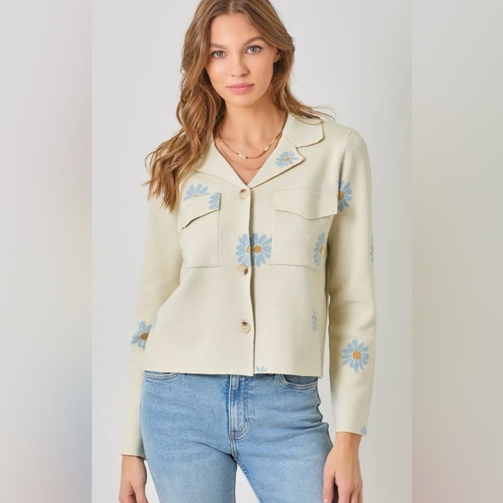 Mystree Women’s Knit Button Cardigan Jacket Cream w/ Blue Flowers Size Medium